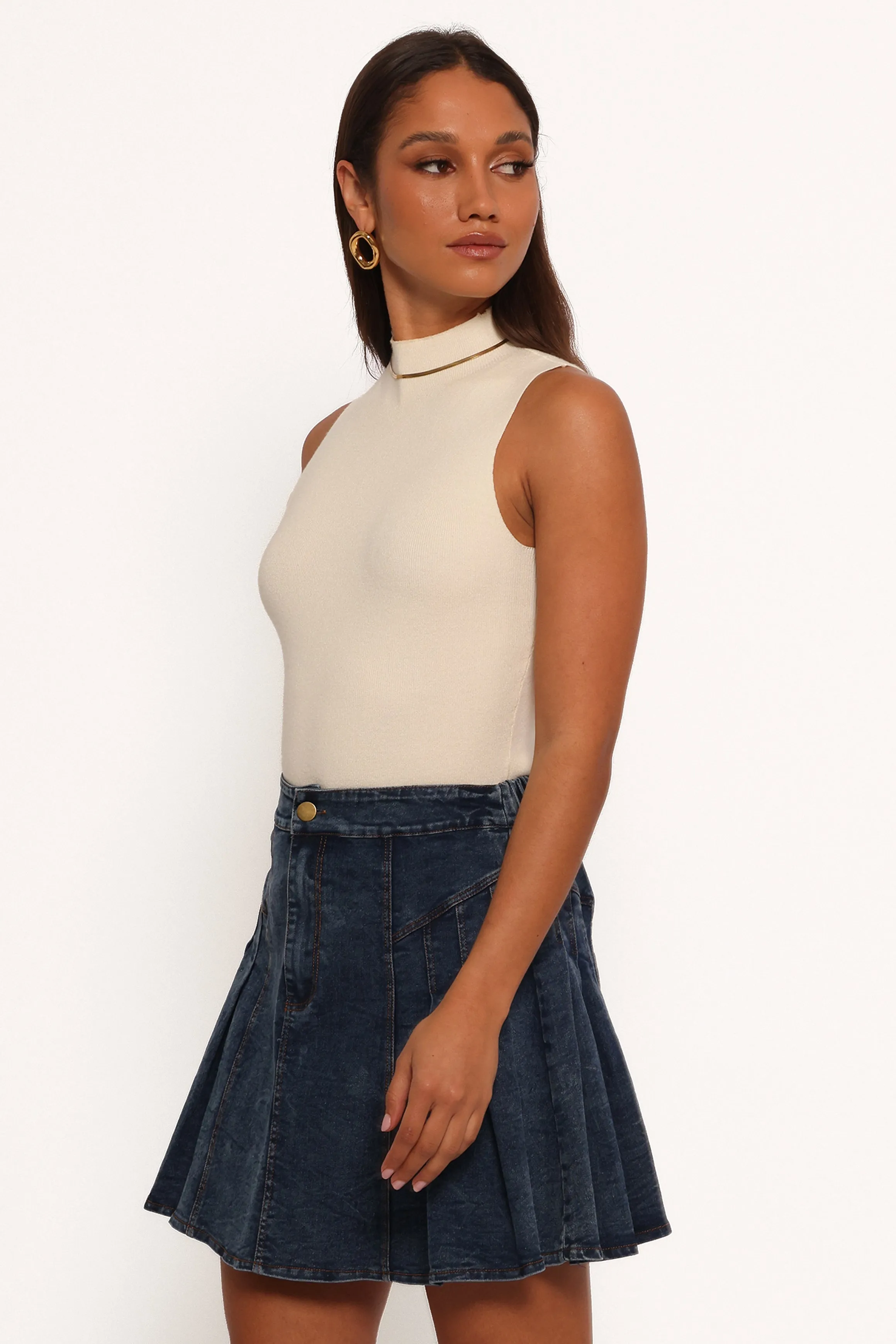 Alek Pleated Mini Skirt - Mid Wash Denim