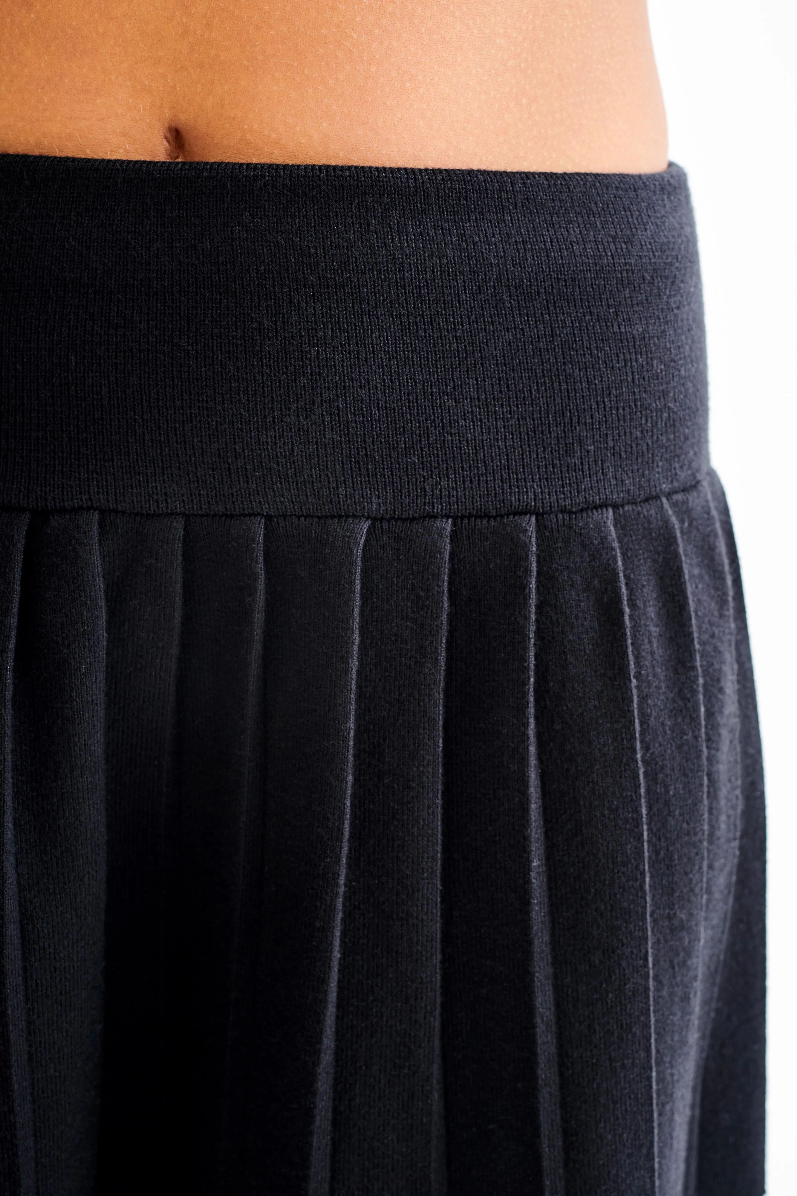 Beverly Knit Pleated Mini Skirt - Black