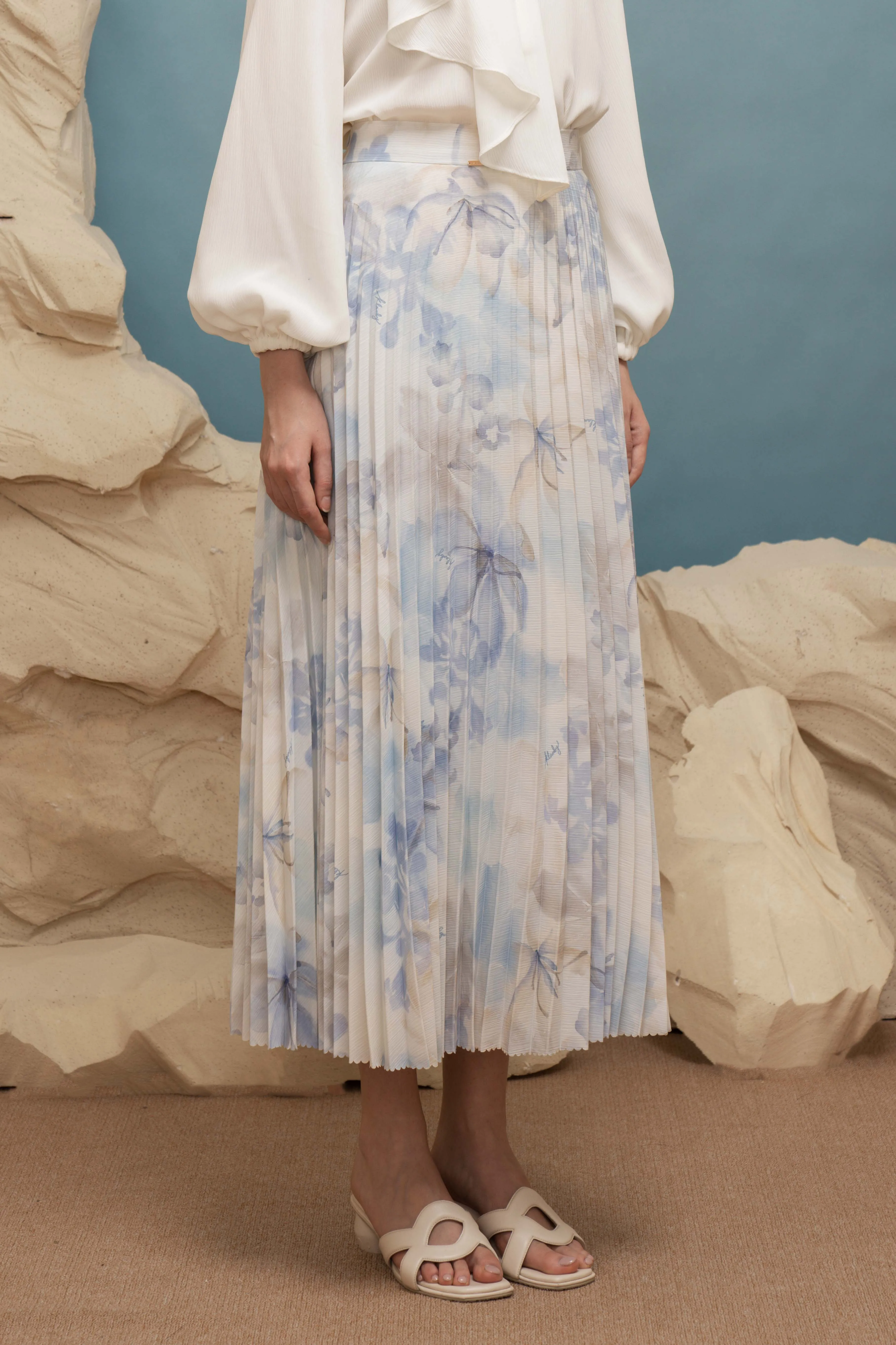 Oud Pleated Skirt (Minor) Sky Blue