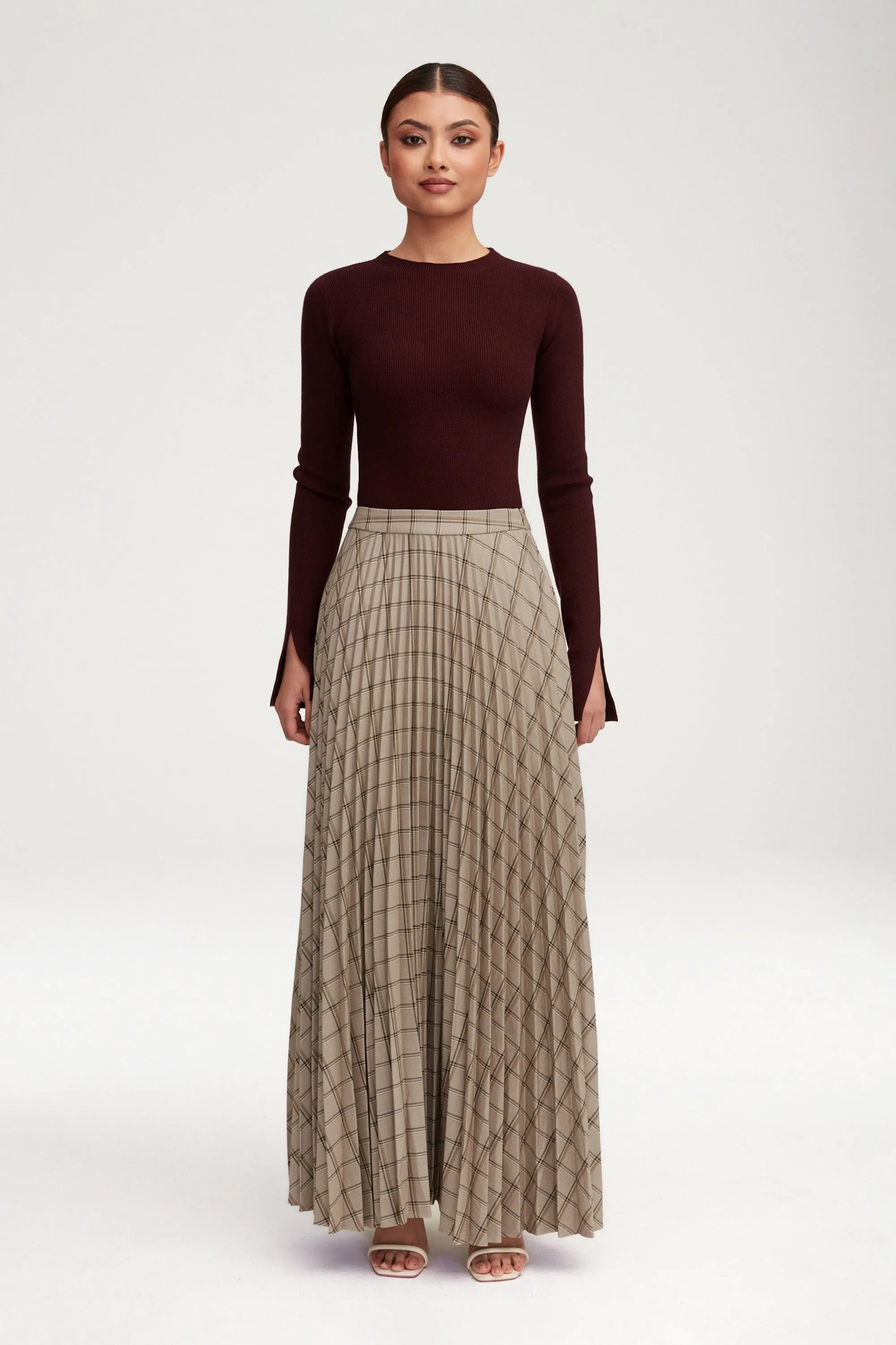 Pleated Plaid A Line Maxi Skirt - Grey