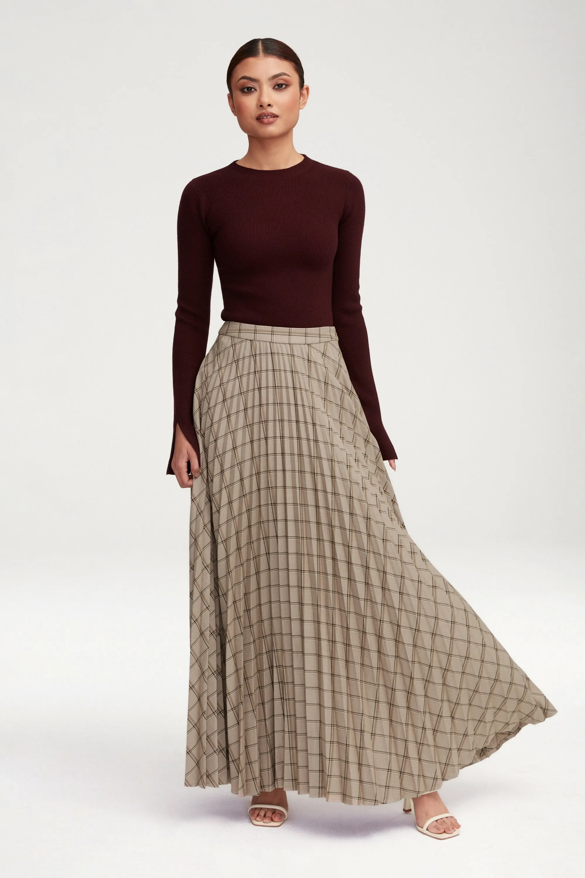 Pleated Plaid A Line Maxi Skirt - Grey