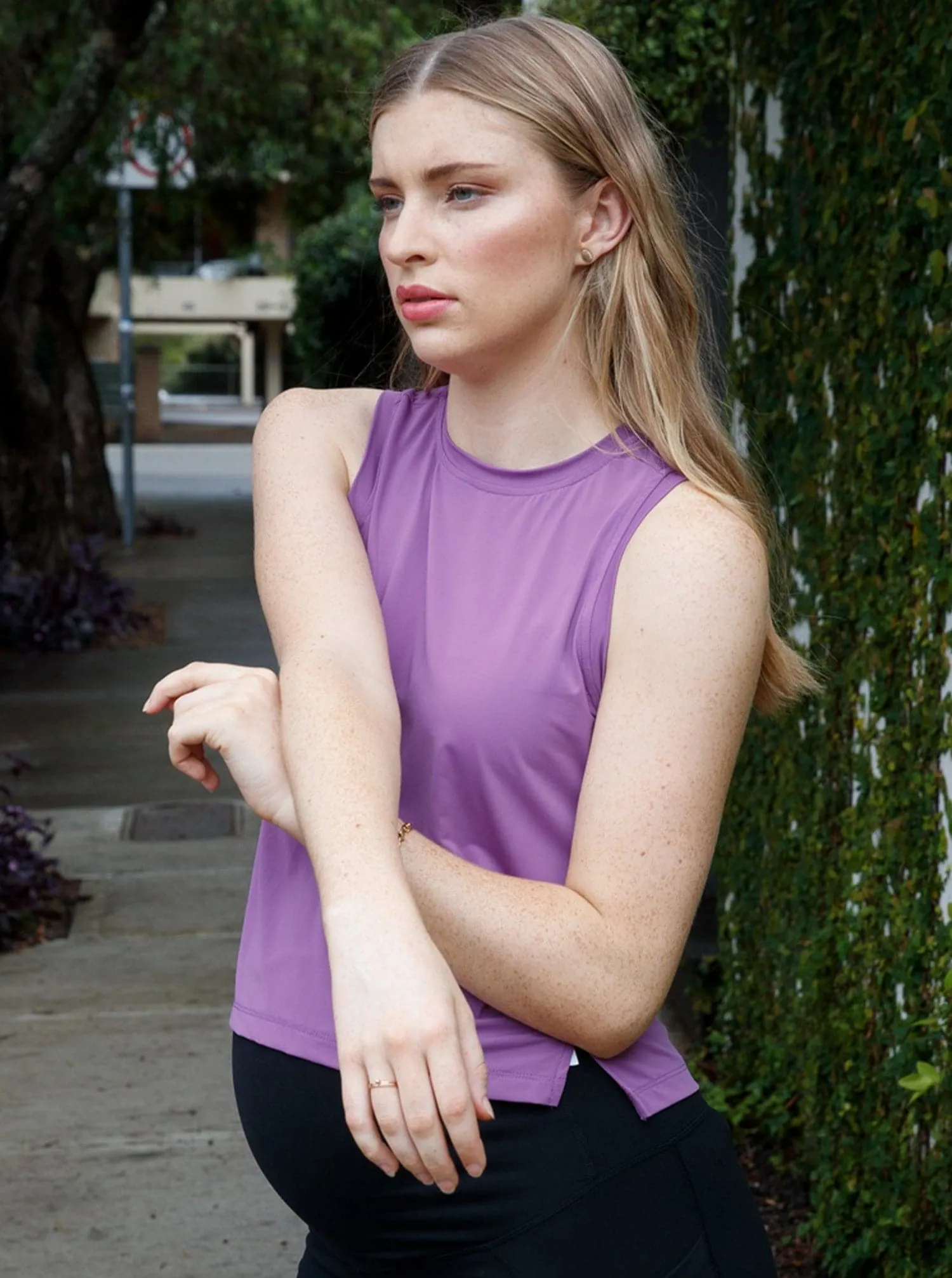 Sports Tank Top in Purple and Black