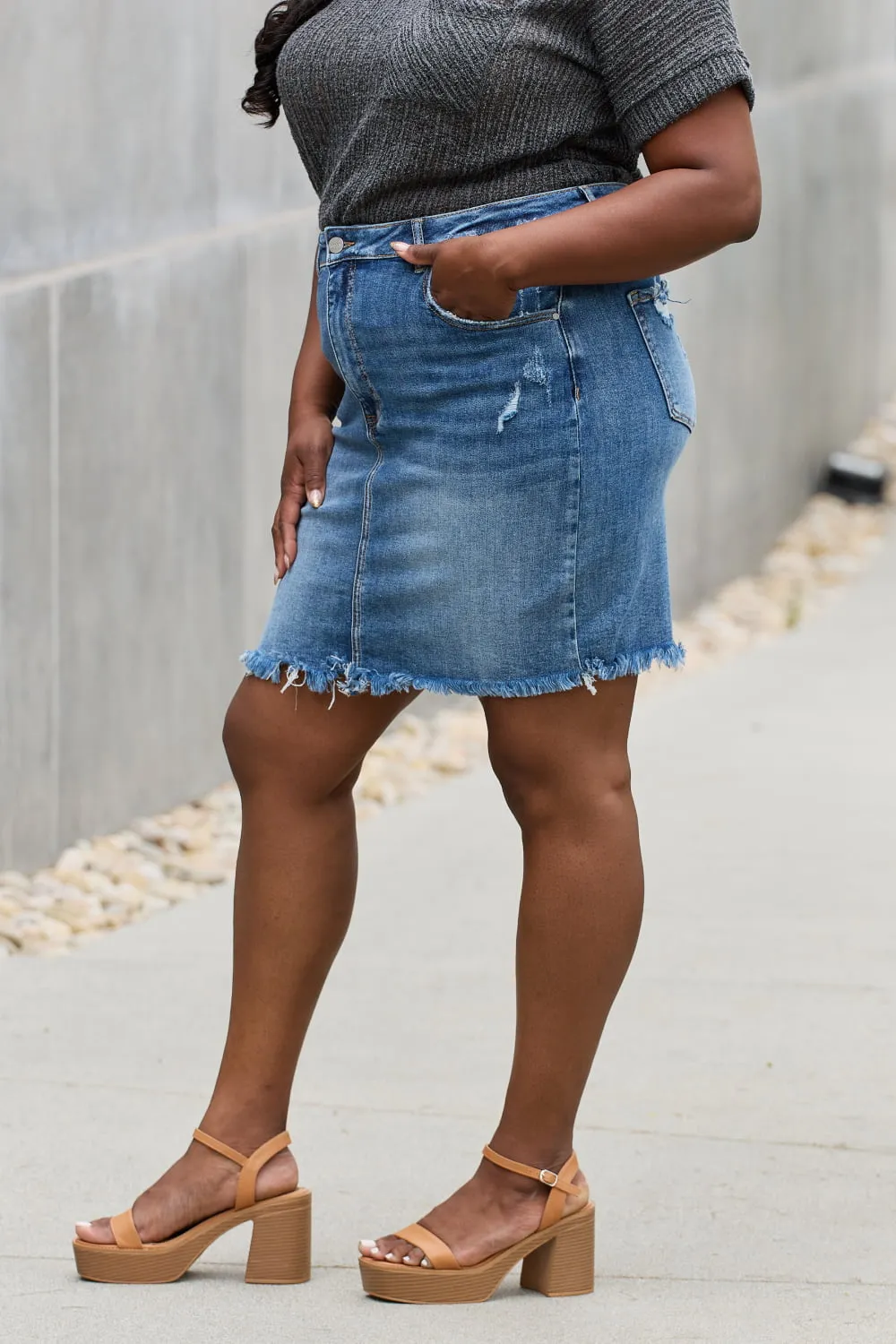 The Amelia *all sizes* Denim Mini Skirt (DS)