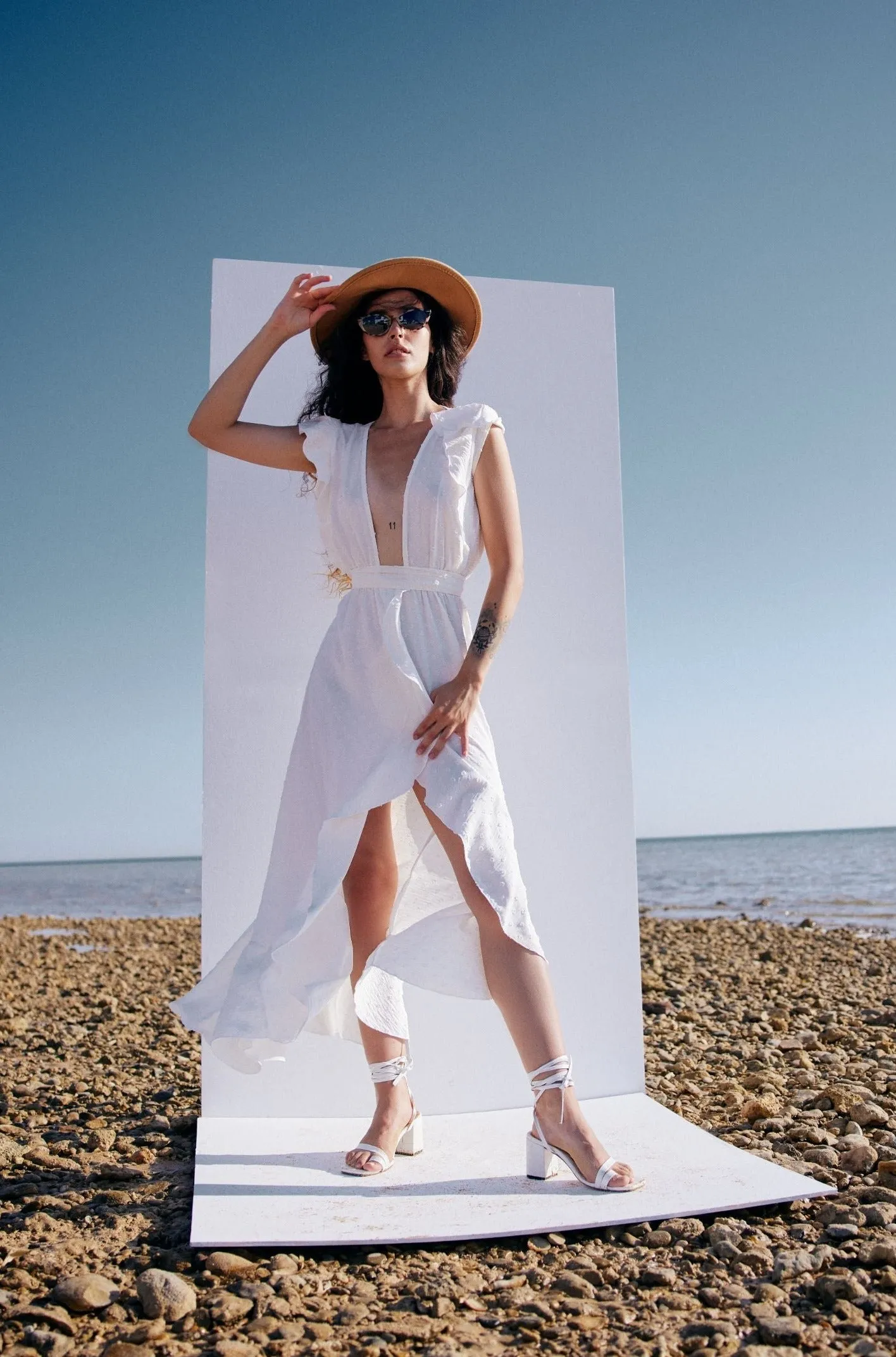 THE ITALIAN RIVIERA WRAP DRESS - WHITE